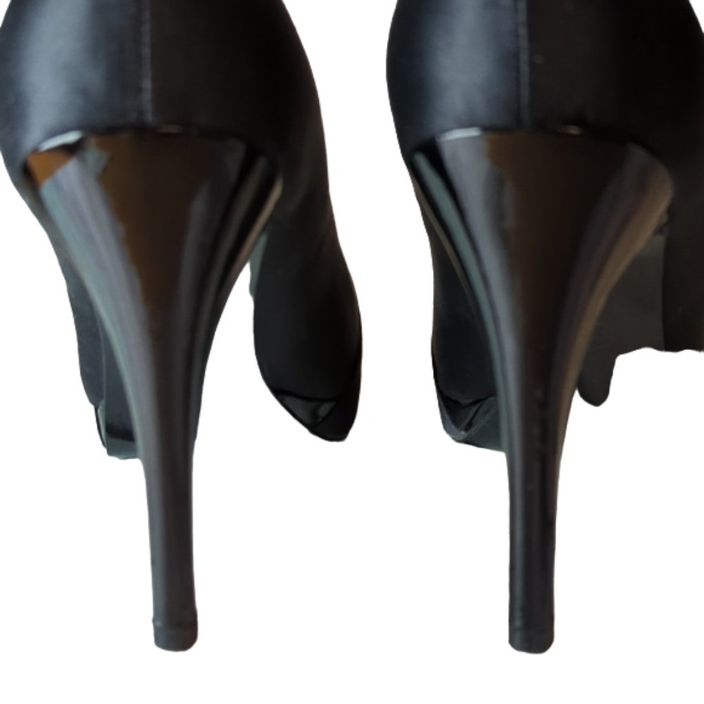 White House Black Market Ray Satin Peep Toe Heels - Picture 5 of 6